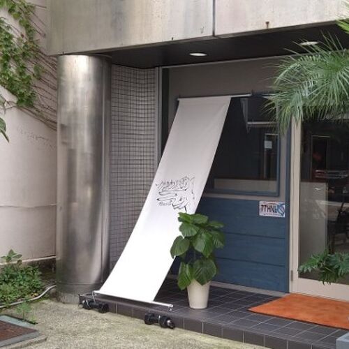 店舗入り口