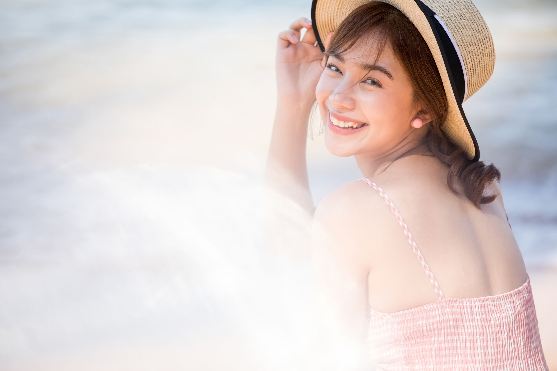 pixta_65464602_L